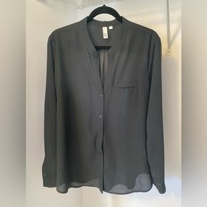 Chic black blouse Kut from the Cloth XL